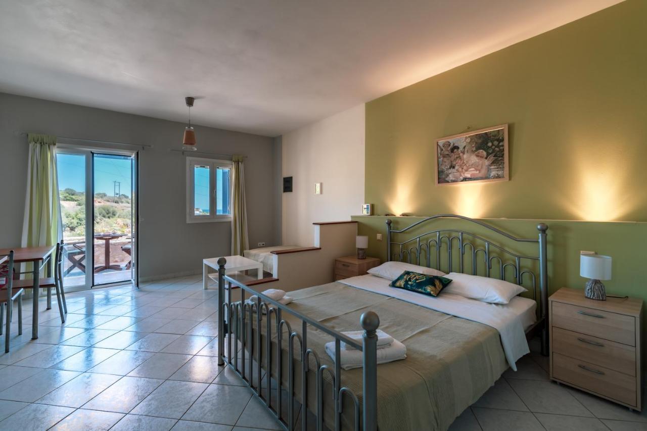 Philyra Appartments Agia Pelagia  Extérieur photo